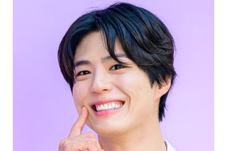 がっしりとした腕と甘いマスクのギャップが…俳優パク・ボゴムの登場で一気にイベントが華やかに 画像