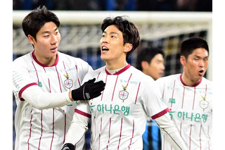 大きな反響呼んだ“カズ”のSNS投稿…韓国に響いた日本人選手のプロ意識と余韻 画像