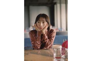 酒井若菜、芸能デビュー30周年記念写真集を発売！“酒井の今”を切り取った一冊 画像