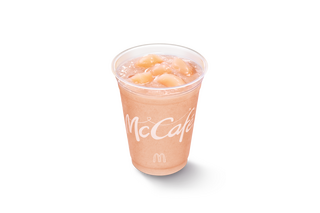 マクドナルド、初夏にぴったりな「もものスムージー」今年も登場！新作「マスカットスムージー」も27日より販売 画像
