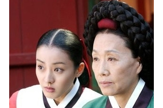 肺がん闘病を隠してドラマ出演…“国民の母”と呼ばれた『チャングム』出演女優、17周忌 画像