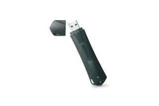 USBメモリのような外観、スティックタイプの超小型外付けSSD 画像