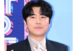 結婚5年でパパに！『応答せよ1977』俳優イ・シオン、第1子誕生を報告　赤ちゃんの写真も公開 画像