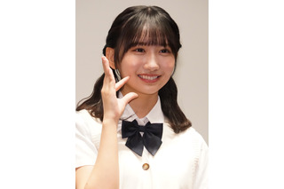 日向坂46・藤嶌果歩、おへそチラ見せカットを先行公開！ 画像