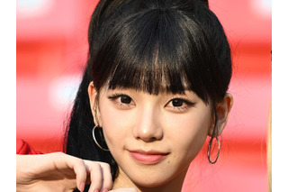 「え、可愛い…」aespa・カリナ、“ぱっつん前髪”で雰囲気ガラリ！甘さ全開のガーリールックにキュン 画像