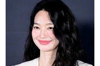 ふっくらした？女優シン・ミナ、再び“妊娠説”が浮上…結婚後公の場で見せた姿に注目 画像