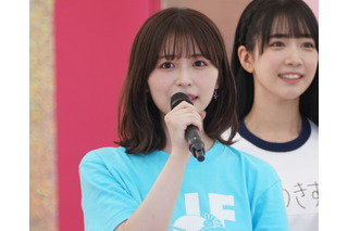 長濱ねる、美しい横顔が映えるショートボブにヘアチェンジ！ 画像