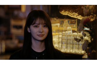 丘みどりのデビュー20周年の新曲「まだ半ば」MVにAKB48・伊藤百花がゲスト出演！ 画像