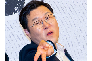 ラジオ生放送＆サイン会中も！大のおしゃべり好きの韓国俳優、13時間沈黙の約束守れるか 画像