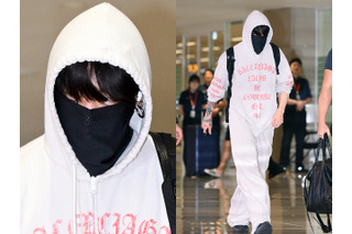 BTS・JUNG KOOK、顔を隠しても“スターオーラ”全開！W杯決勝ハーフタイムショー出演を終え帰国 画像