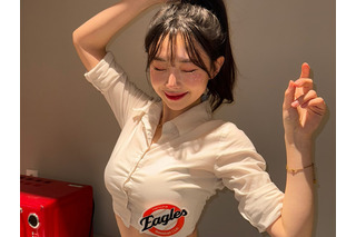 「服小さくない？」「こぼれてしまいそう」韓国チアの夏感じる最新ショットに注目 画像