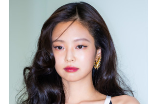 “ポロリ動画”騒動だけじゃなかった　BLACKPINK・ジェニー、日本で迎えた「最後のフェス」は波乱の一日に 画像