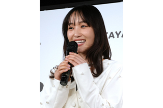 元櫻坂46・菅井友香、上品な着物姿が「美しすぎる…」和の佇まいでファンを魅了 画像