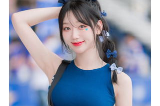 目を奪われるボリュームと魅惑の“一筋”、韓国美女チアの可憐なドレス姿に「ビジュアル爆発」の声 画像