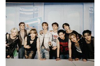 &TEAM、初のアメリカ活動が大成功！「KCON LA」など現地での姿を収めた初公開カット解禁 画像