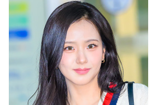 「これがメイク前だって？」BLACKPINK・ジス、ほぼすっぴんでも変わらぬ美貌…ビフォーアフターに反響 画像