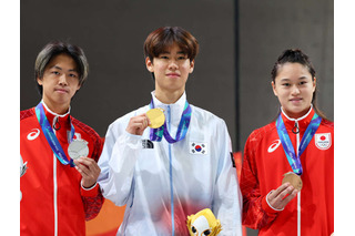 強豪揃いの日本を抑え、韓国スケボー史上初の金！ケガを乗り越えた17歳カン・ジュニが涙【アジア大会】 画像