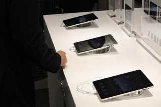 写真で見る「iPad」日本発売開始の様子 画像