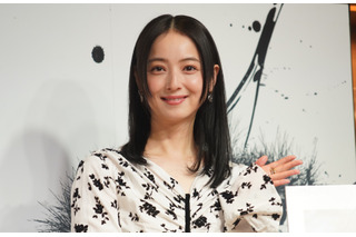 佐々木希が初フォトエッセイをリリース！芸能生活20周年は「本当に奇跡」 画像