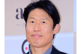保守団体が自宅前で抗議まで…俳優ユ・ヘジン、主演映画めぐる歴史歪曲論争が拡大　所属事務所が対応へ【全文】 画像