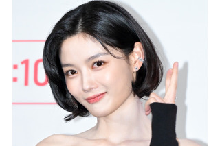 『トンイ』名子役キム・ユジョン、“胸元ギリギリ”ドレスで大人の色香…透き通るような色白肌に釘付け 画像