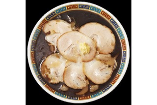 旭川の名店「蜂屋」が花月嵐に！焦がしラード香るコラボラーメンが登場 画像