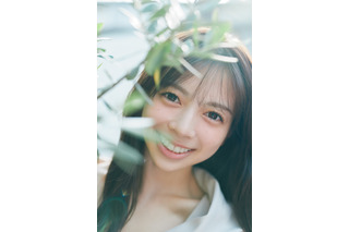 乃木坂46・長嶋凛桜が6期生グラビア企画「Nogizaka Colors」第6弾に登場！ 画像