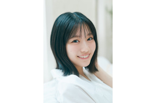 増田三莉音のグラビア公開　乃木坂46「6期生グラビア Nogizaka Colors」第9弾 画像
