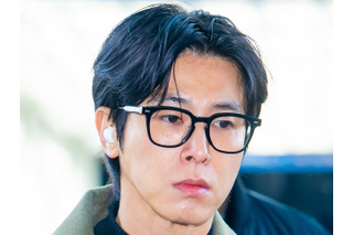 東方神起・ユンホ、有料アプリの更新頻度を巡りファンと対立「理解できないなら出ていけ」 画像