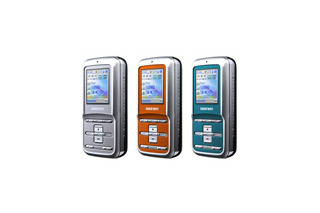 AVC、動画も再生できるSDスロット搭載メモリプレーヤー「SN-M700」 画像