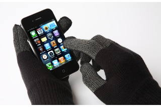 着けたままでiPhoneやXperiaなどのタッチ操作が可能な手袋 画像