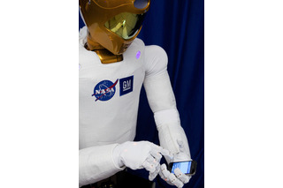 ヒューマノイドロボット「R2」宇宙へ！来週打ち上げの「ディスカバリー」に搭乗！ 画像