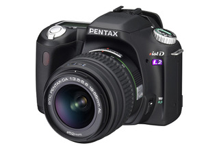 ペンタックス、5点（全クロス）AFセンサーを搭載したデジタル一眼レフカメラ「*ist DL2」 画像