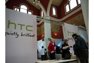 【MWC 2011（Vol.28）】HTC、タッチペン付属のAndroidタブレット「Flyer」を発表 画像