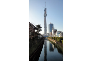 東京スカイツリー、建設目標の634メートルに到達 画像