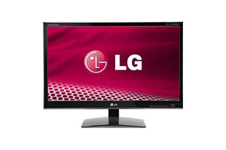 LG、軽量3Dグラスを付属した偏光方式3D対応の23型液晶 画像