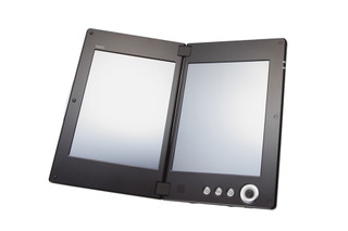 NEC、2画面タッチ液晶が開くブックスタイルのAndroidモバイル 画像