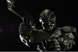 i-revo、漆黒の最強ヒーローを描く特撮ムービー「スペクター」配信開始 画像