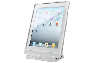 日立マクセル、iPad 2をワイヤレス充電できる「エアボルテージ for iPad2」 画像