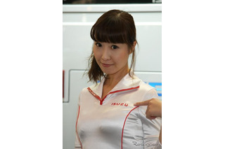 【フォトレポート】東京モーターショー2011コンパニオン…いすゞ その2 画像