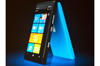 【ビデオニュース】ノキア、LTE対応Windows Phone「Lumia 900」を発表！ 画像