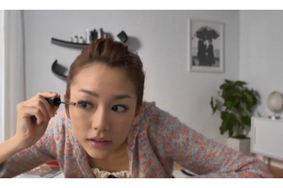 桐谷美玲、“すっぴん”からメイク完成までの一部始終を動画で！ Fasioスペシャルムービー公開 画像