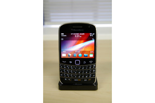 ドコモ、防水Xiタブレット「MEDIAS TAB N-06D」とキーボード搭載スマホ「BlackBerry Bold 9900」を30日に発売 画像