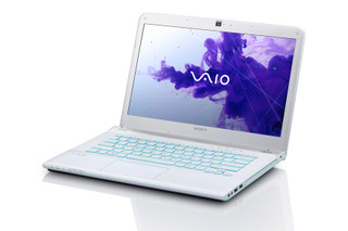 ソニー、包み込むイメージの新ラップデザインに一新したノートPC「VAIO E」8機種 画像
