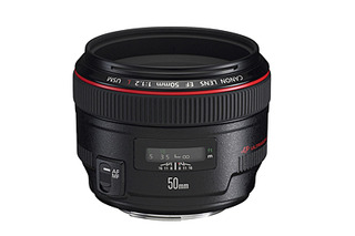 キヤノン、単焦点レンズ「EF50mm F1.2L USM」の発売日を1月26日に決定 画像