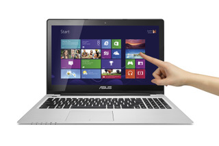 ASUSTeK、Windows 8搭載で10点マルチタッチ液晶の15.6型Ultrabook2機種  画像