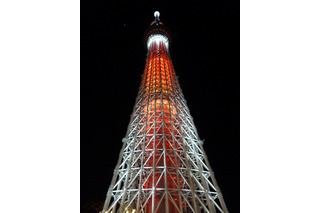 東京スカイツリー、クリスマスライティングもいよいよ最終日……ソラマチのイルミネは1月末まで 画像