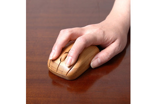 天然素材の竹製ワイヤレスマウスと竹製有線キーボード  画像