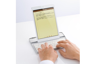 アルミ筐体のiPad mini向けBluetoothキーボードケース2,980円 画像
