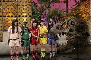 ももクロが恐竜エンタテイメントショーを応援　TV特番 画像